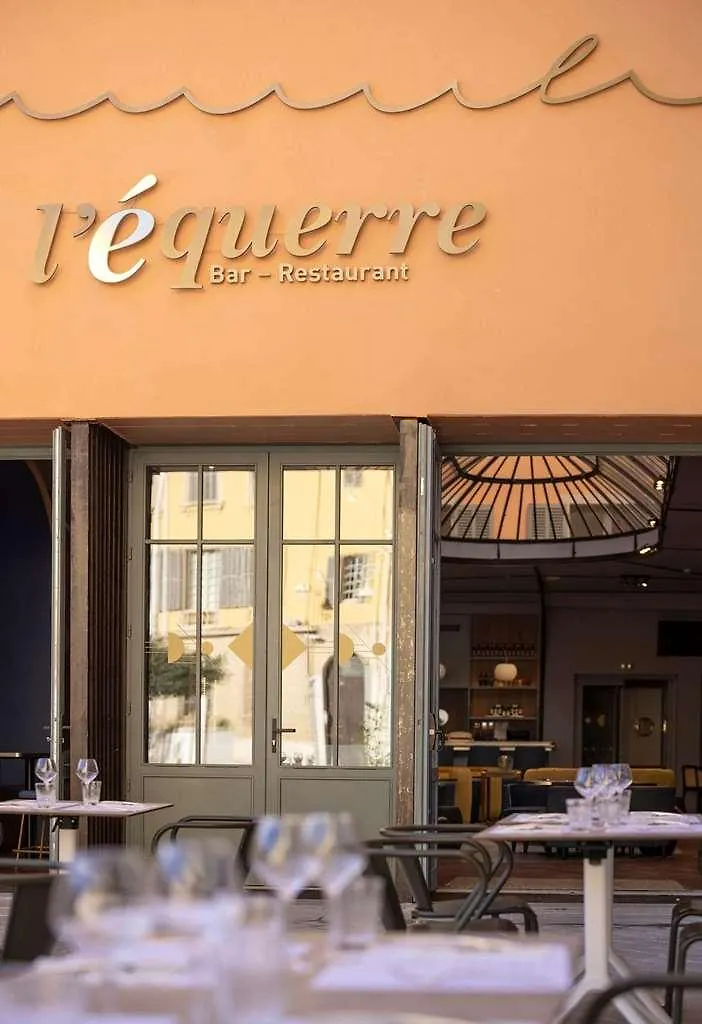 L'Eautel Toulon Centre Port Hotel